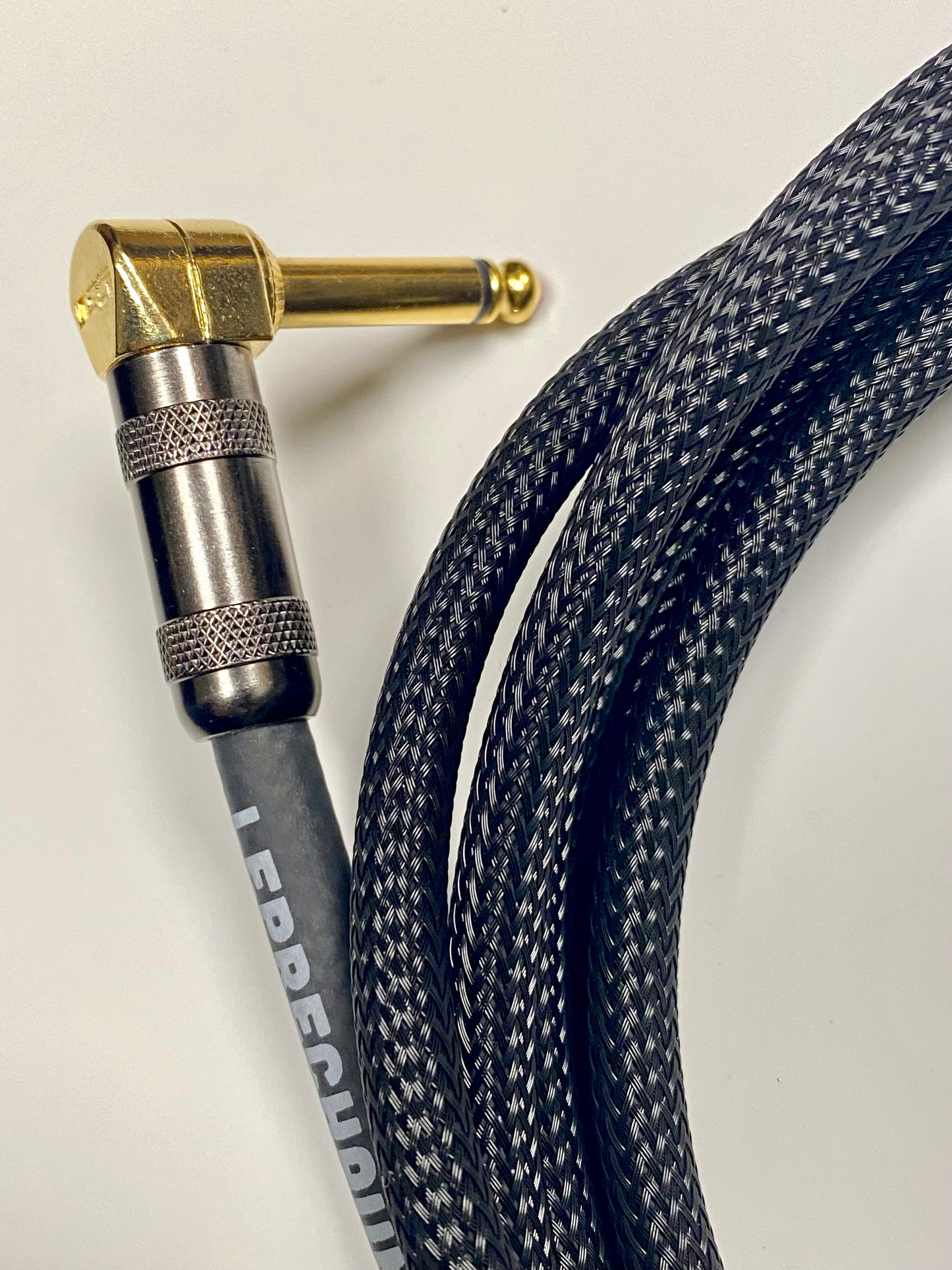 Leprechaun Gold Instrument Cable (Blackest Black)